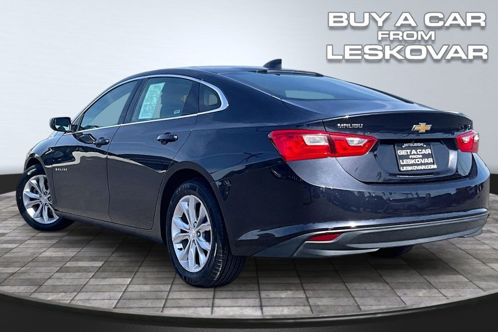 Used 2023 Chevrolet Malibu LT FWD image 2