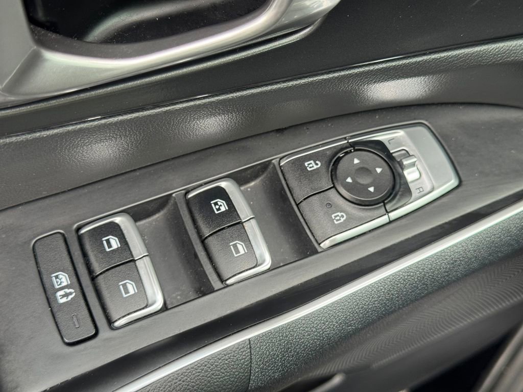 Used 2023 Kia Sorento S w/ Panoramic Sunroof Package image 18