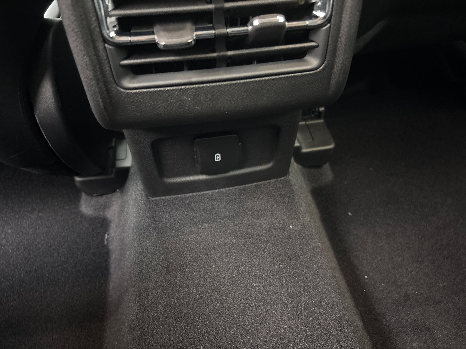 New 2026 Lincoln Corsair Premiere image 32