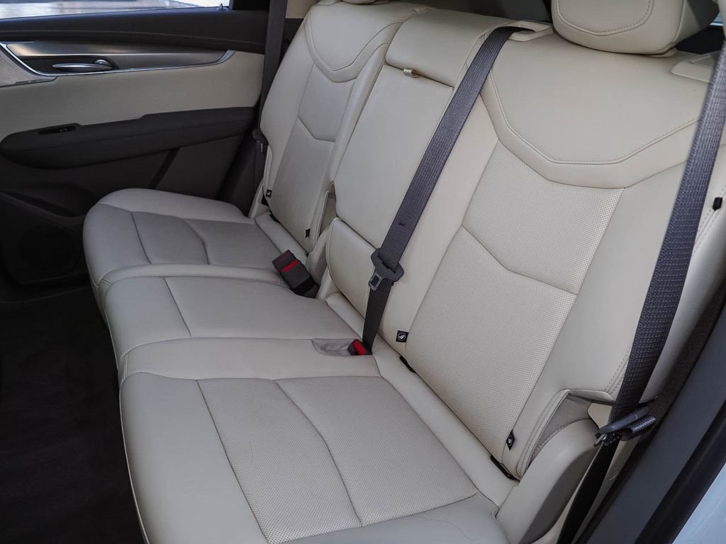 Used 2023 Cadillac XT5 Premium Luxury w/ Technology Package image 23
