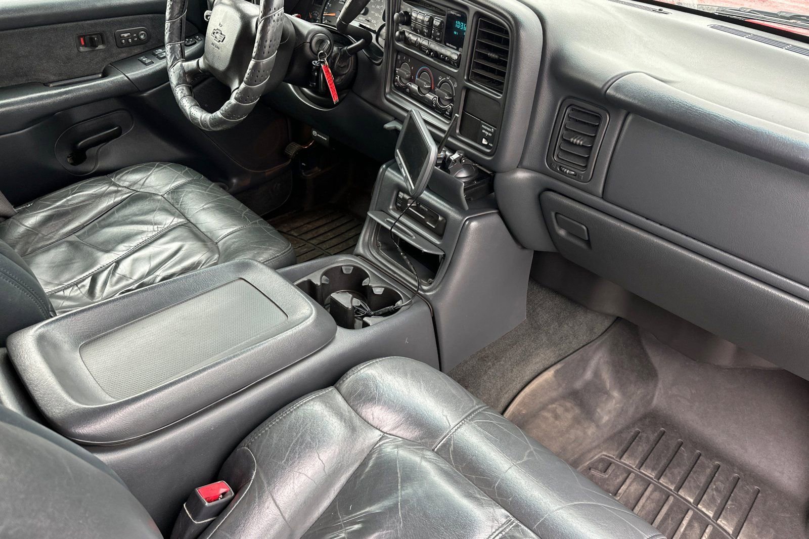 Used 2001 Chevrolet Silverado 2500 LT RWD image 16