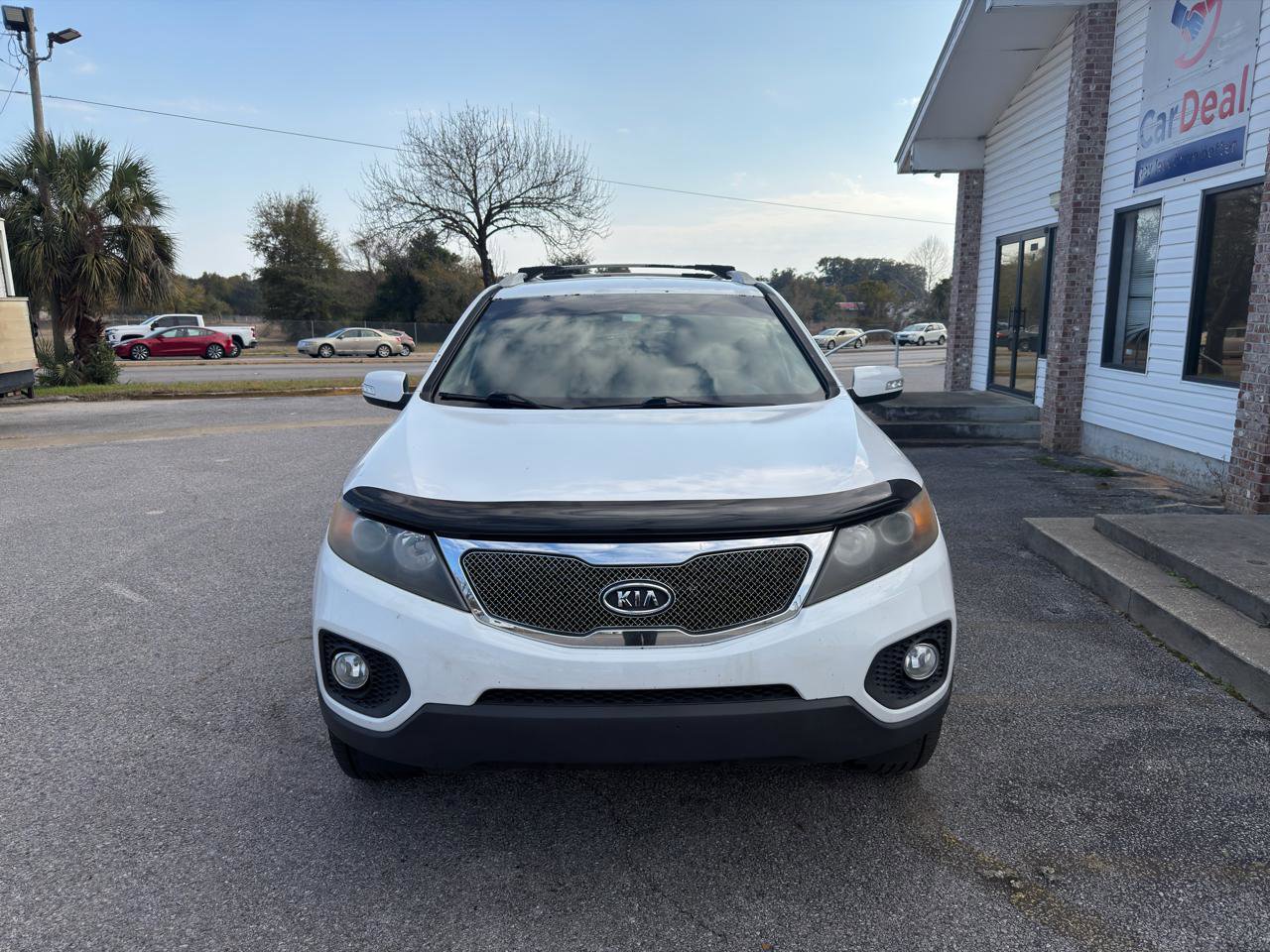 Used 2013 Kia Sorento LX w/ Convenience Pkg image 2