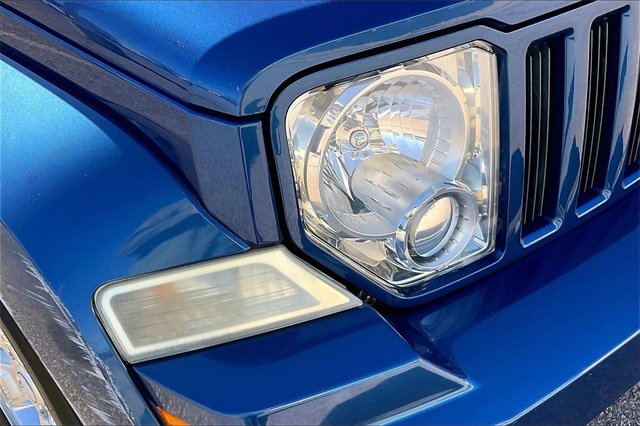 Used 2010 Jeep Liberty Sport image 24