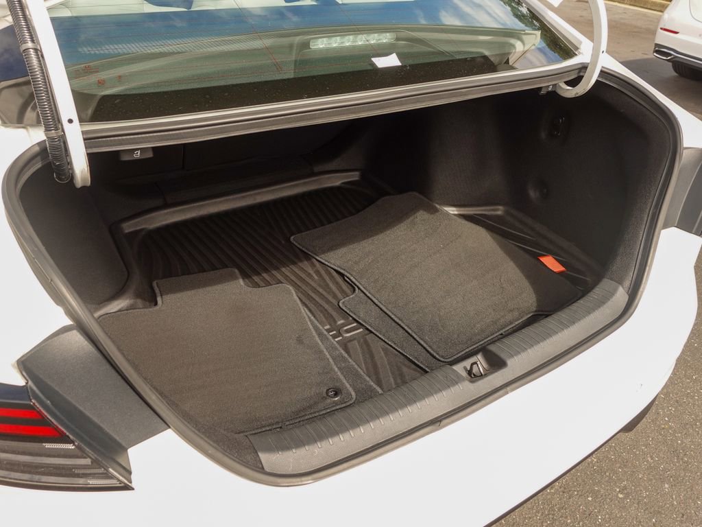 Used 2024 Honda Accord EX-L image 25