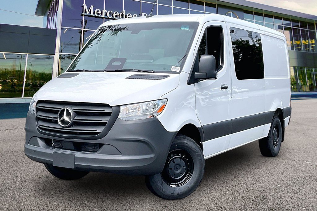 New 2026 Mercedes-Benz Sprinter 2500 image 2