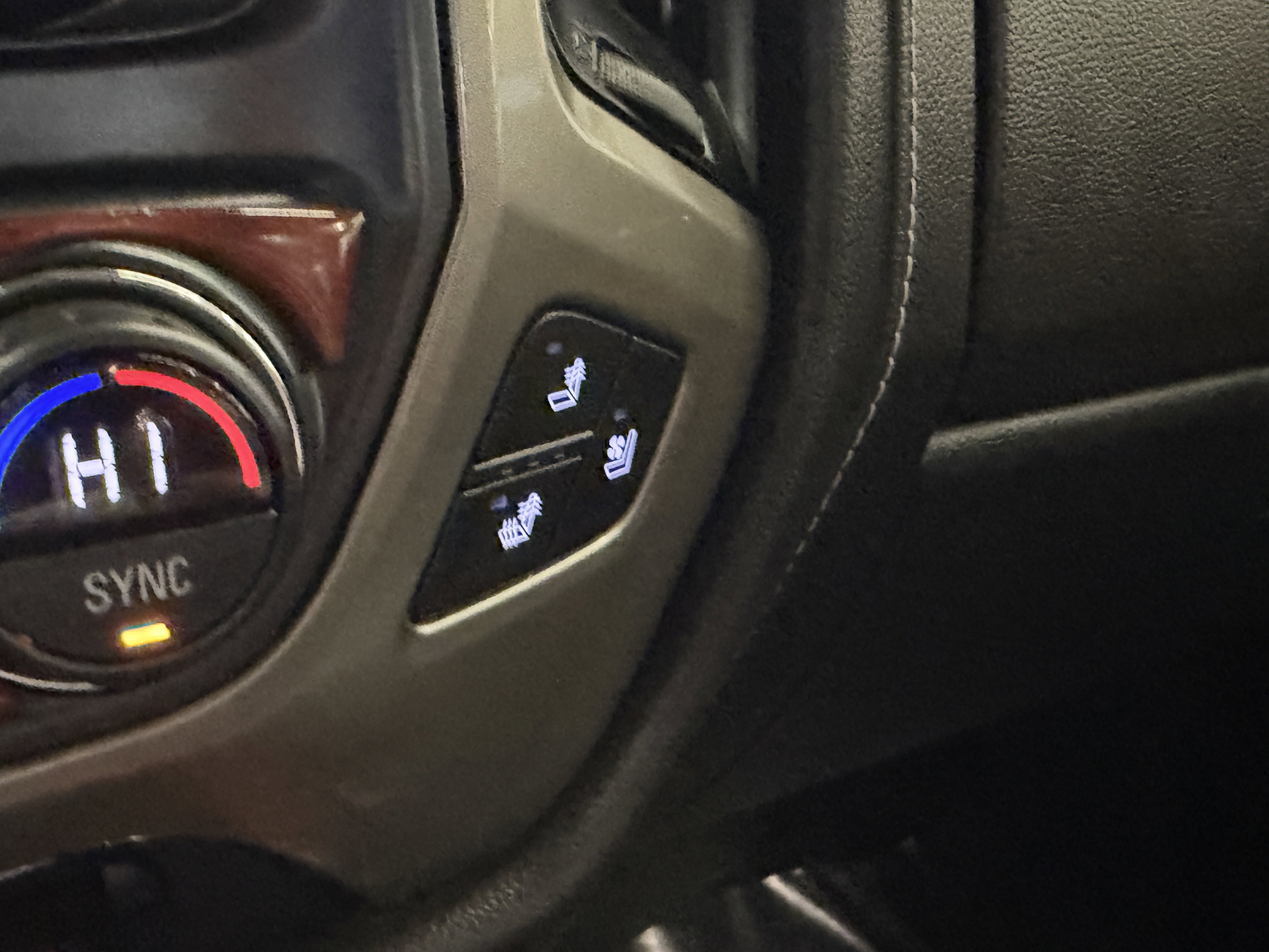 Used 2018 Chevrolet Silverado 1500 High Country image 25