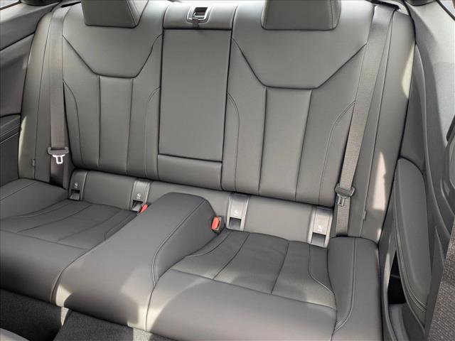 Used 2025 BMW 440i xDrive Coupe w/ Parking Assistance Package image 15