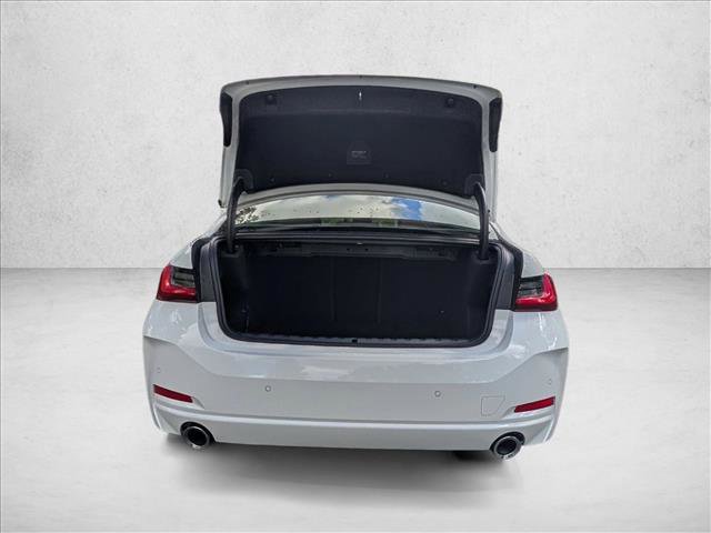Used 2025 BMW 330i Sedan w/ Convenience Package RWD image 6