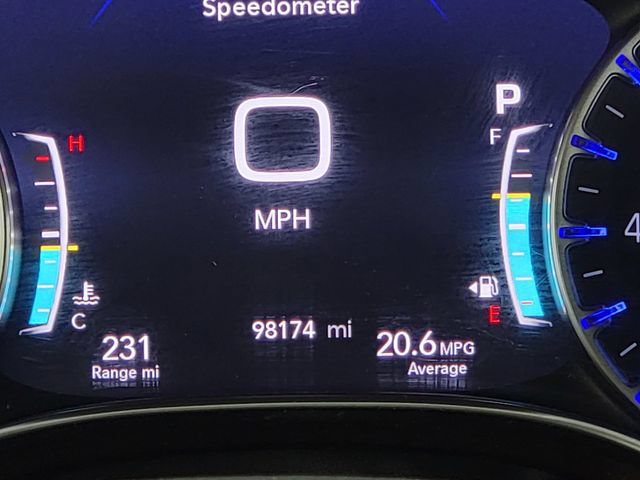 Used 2020 Chrysler Pacifica Limited FWD image 29