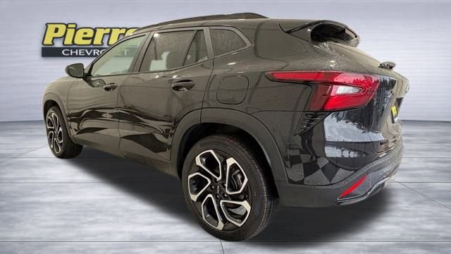 New 2026 Chevrolet Trax RS w/ Driver Confidence Package image 2