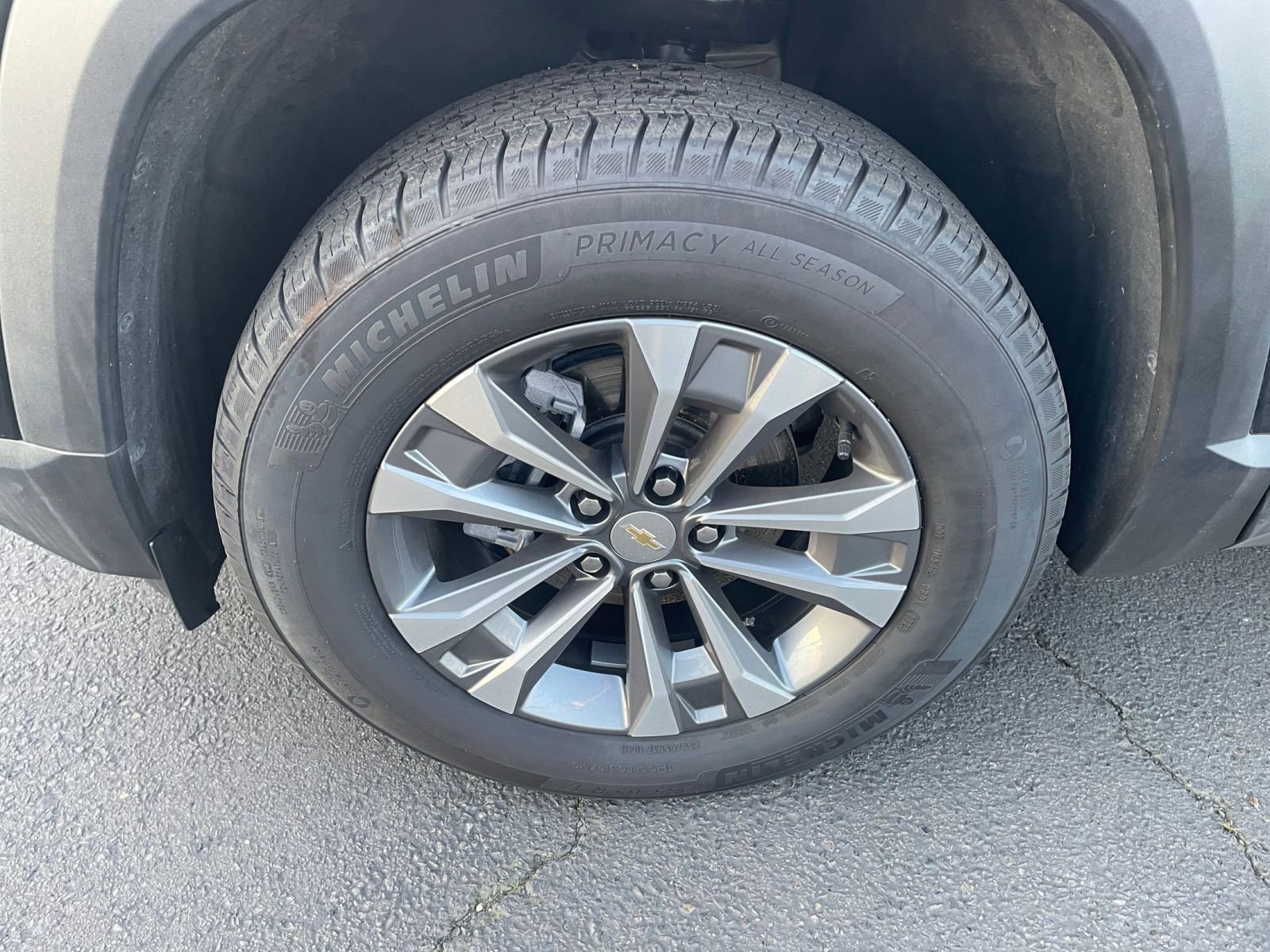 Used 2025 Chevrolet Equinox LT image 29