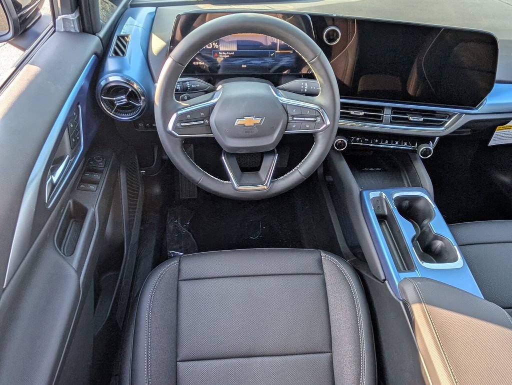 New 2026 Chevrolet Equinox EV LT w/ Convenience Package II FWD image 7