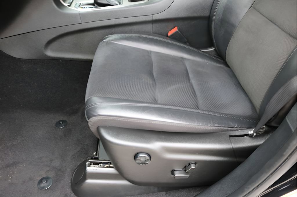 Used 2022 Jeep Grand Cherokee Laredo X RWD image 13