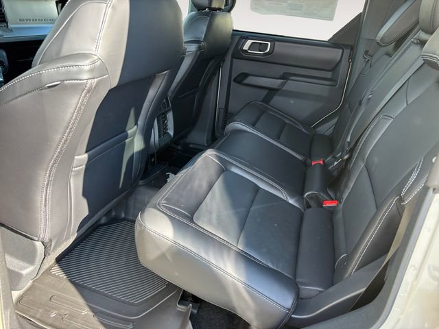 New 2025 Ford Bronco Outer Banks image 13