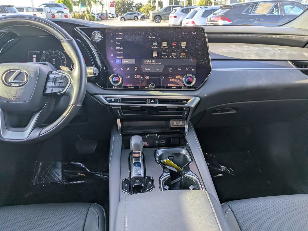 Used 2024 Lexus RX 350 Premium w/ Convenience Package FWD image 12