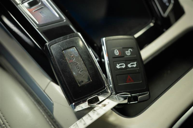 Used 2019 Jaguar I-PACE First Edition image 29