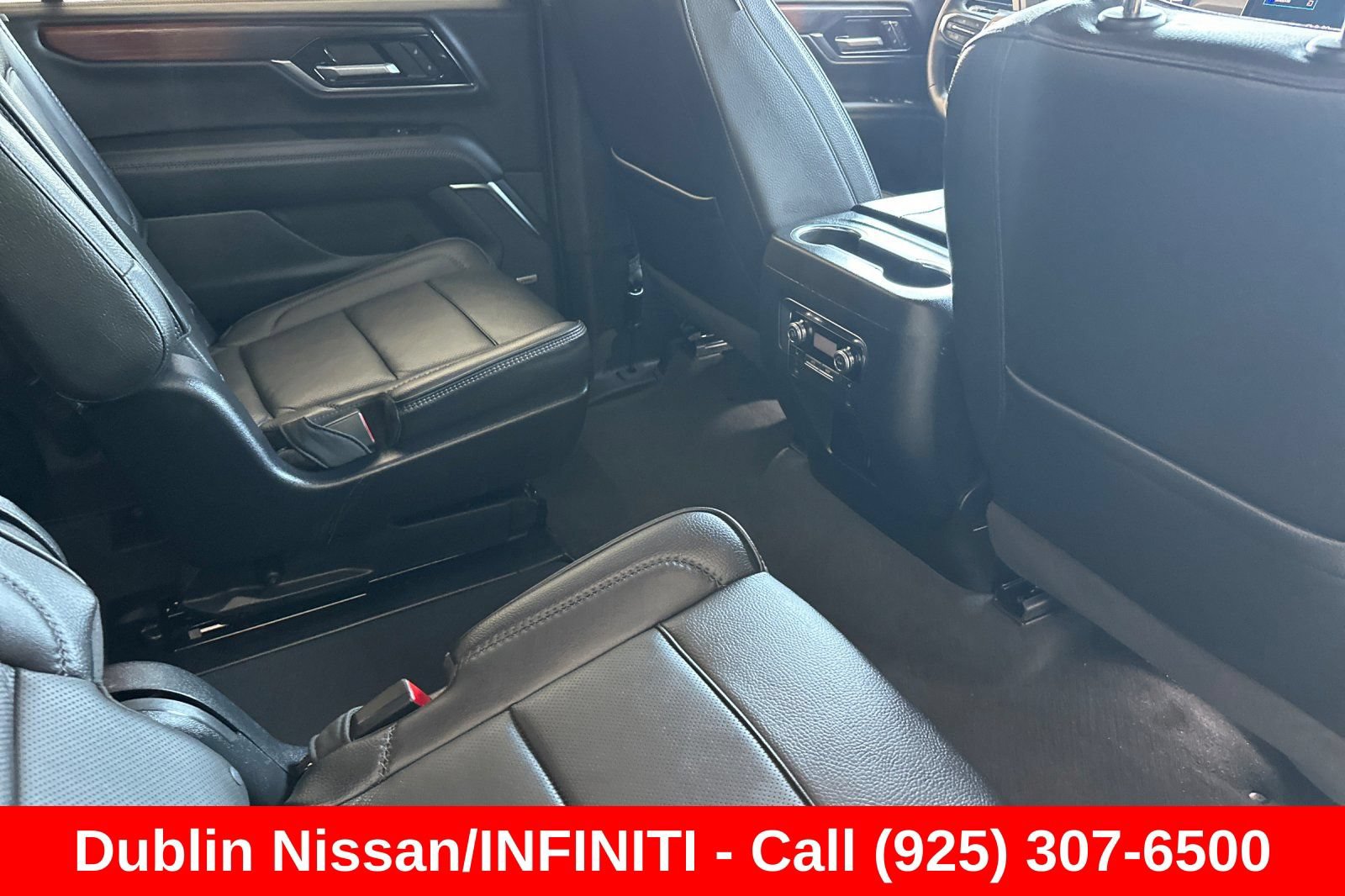 Used 2025 GMC Yukon XL Denali AWD/4WD image 20