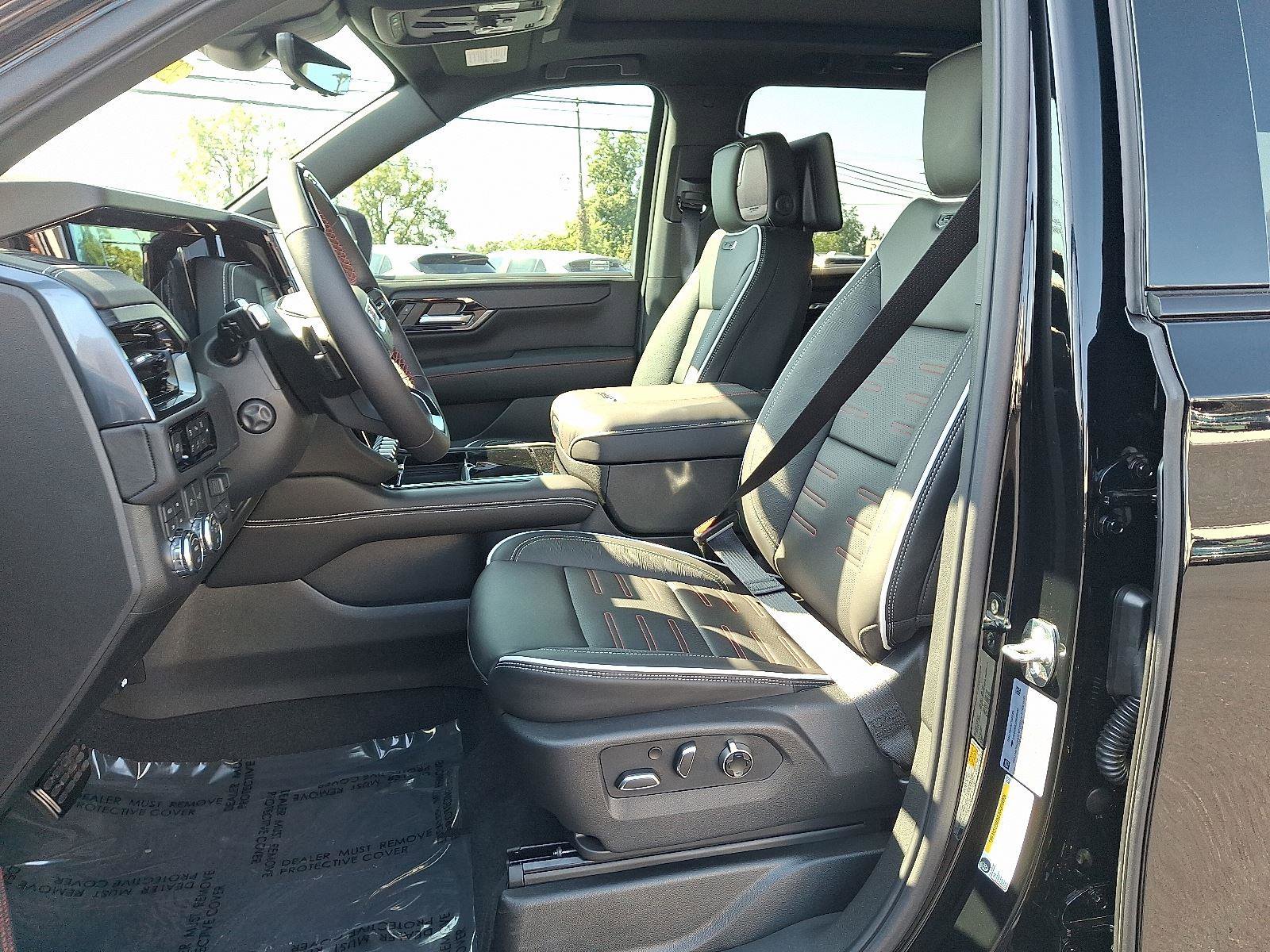 New 2025 GMC Yukon XL AT4 Ultimate image 6