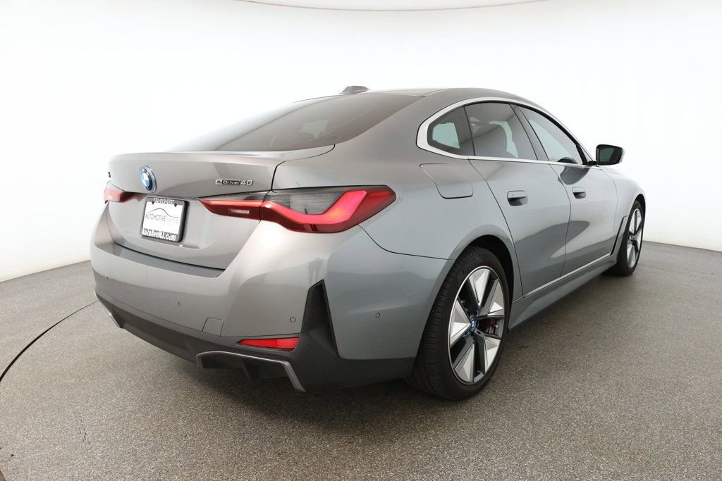 Used 2022 BMW i4 eDrive40 w/ Premium Package image 4