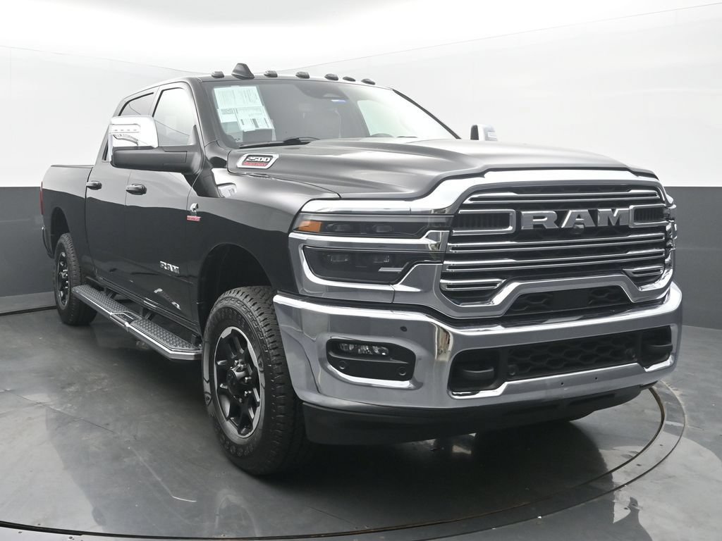 Used 2025 RAM 2500 Laramie AWD/4WD image 9