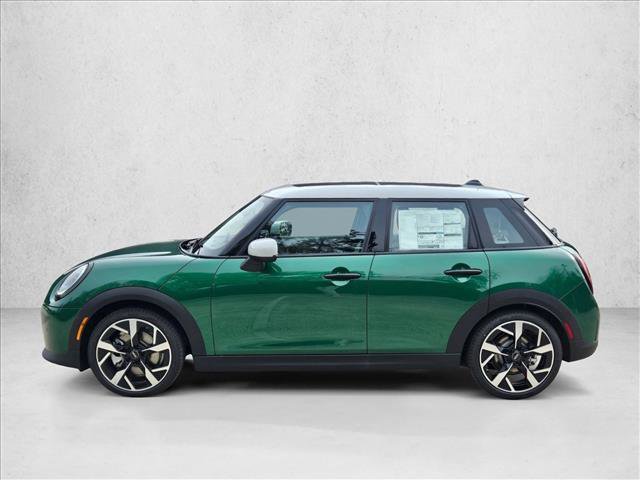 Used 2026 MINI Cooper 4-Door Hardtop FWD image 8
