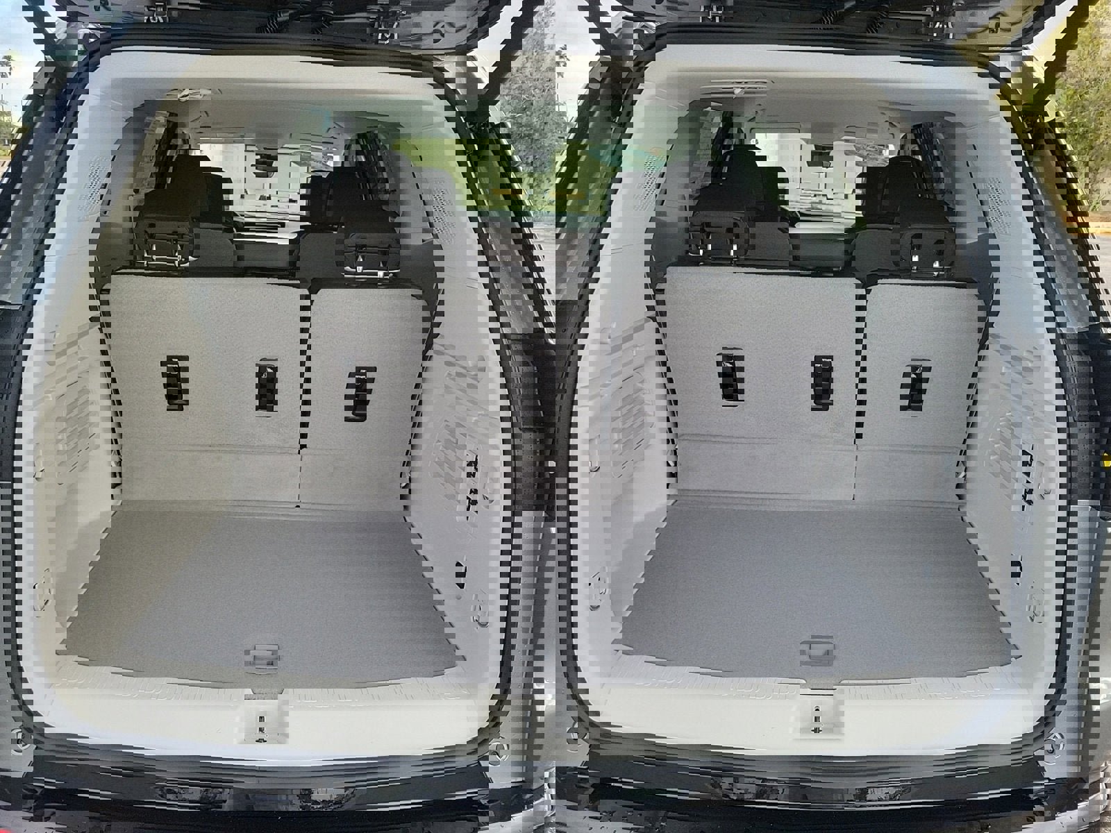 New 2026 GMC Acadia Denali w/ Super Cruise Package image 7