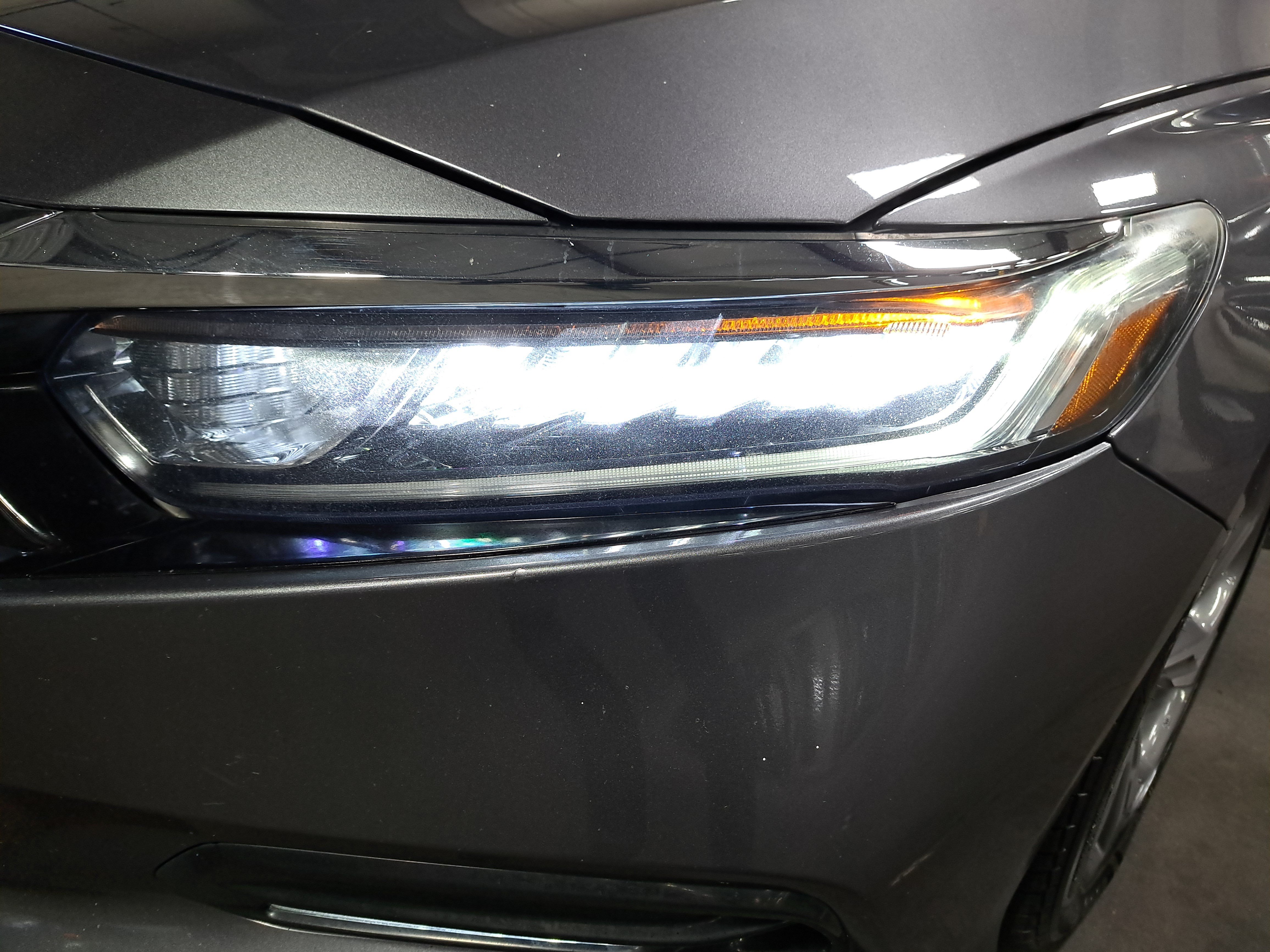 Used 2018 Honda Accord EX-L image 31