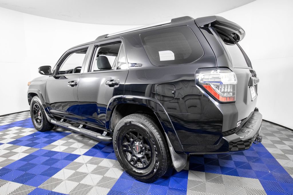 Used 2021 Toyota 4Runner SR5 image 7