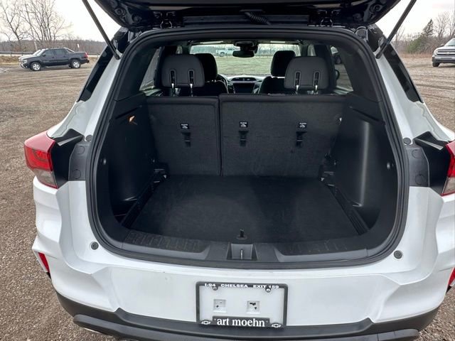 Used 2023 Chevrolet TrailBlazer RS w/ Convenience Package image 13