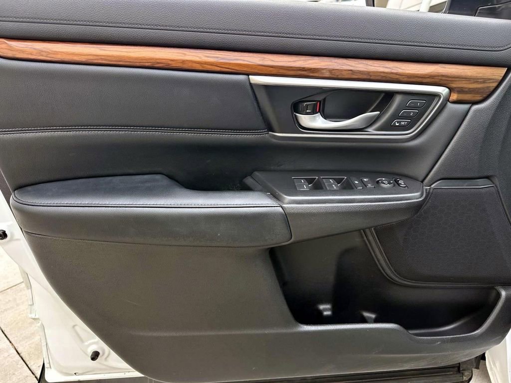 Used 2022 Honda CR-V EX-L image 11