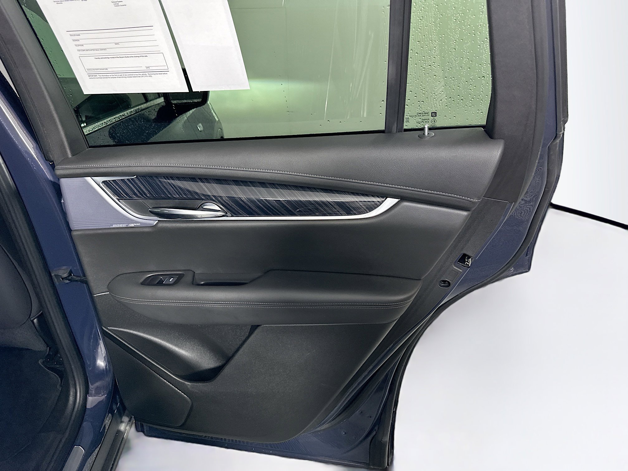 Used 2025 Cadillac XT6 Premium Luxury image 33