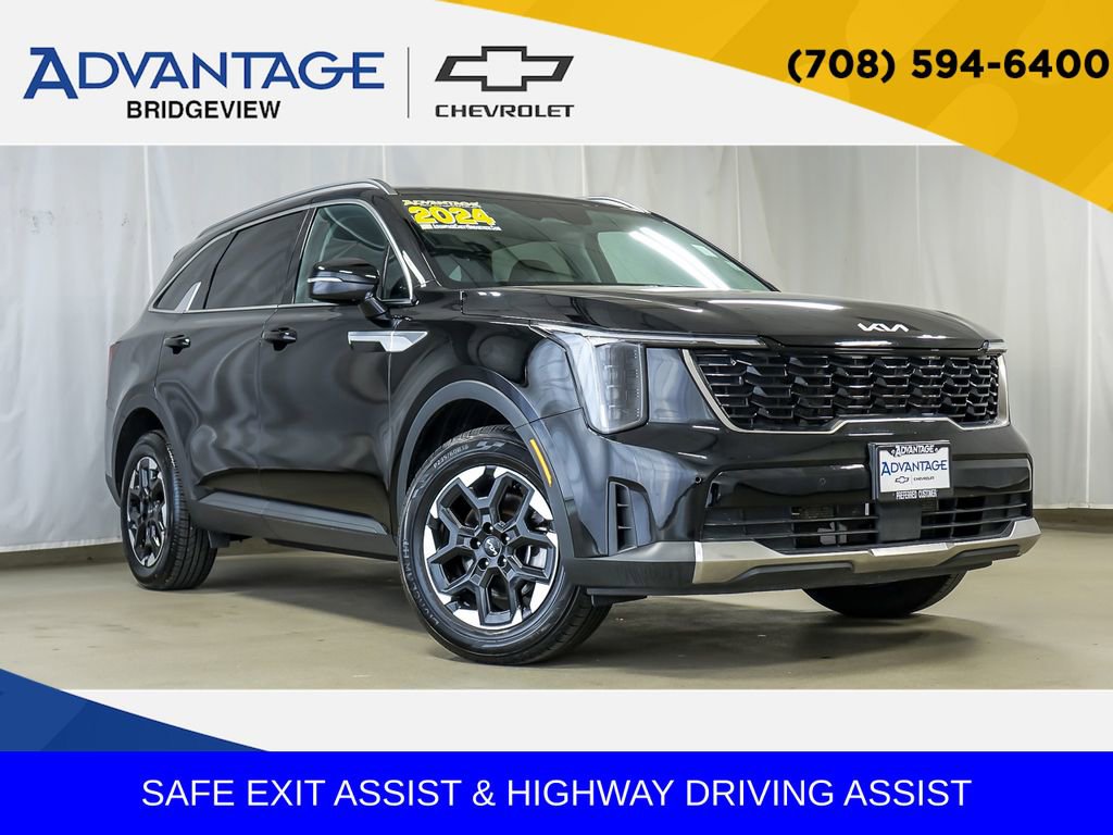 Used 2024 Kia Sorento S image 1
