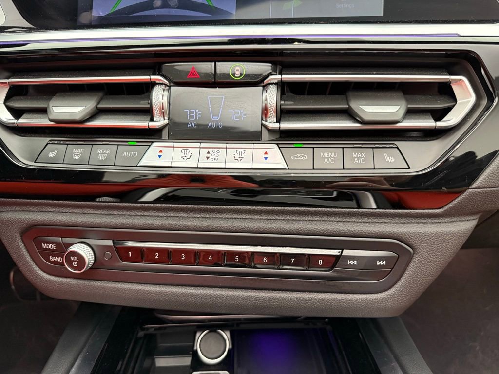 Used 2022 BMW Z4 M40i w/ Premium Package image 26