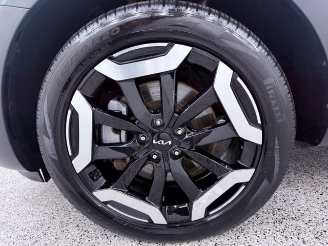 Used 2025 Kia Telluride S AWD/4WD image 11