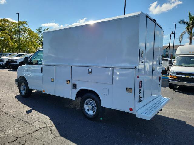 New 2025 Chevrolet Express 3500 w/ Power Convenience Package RWD image 3