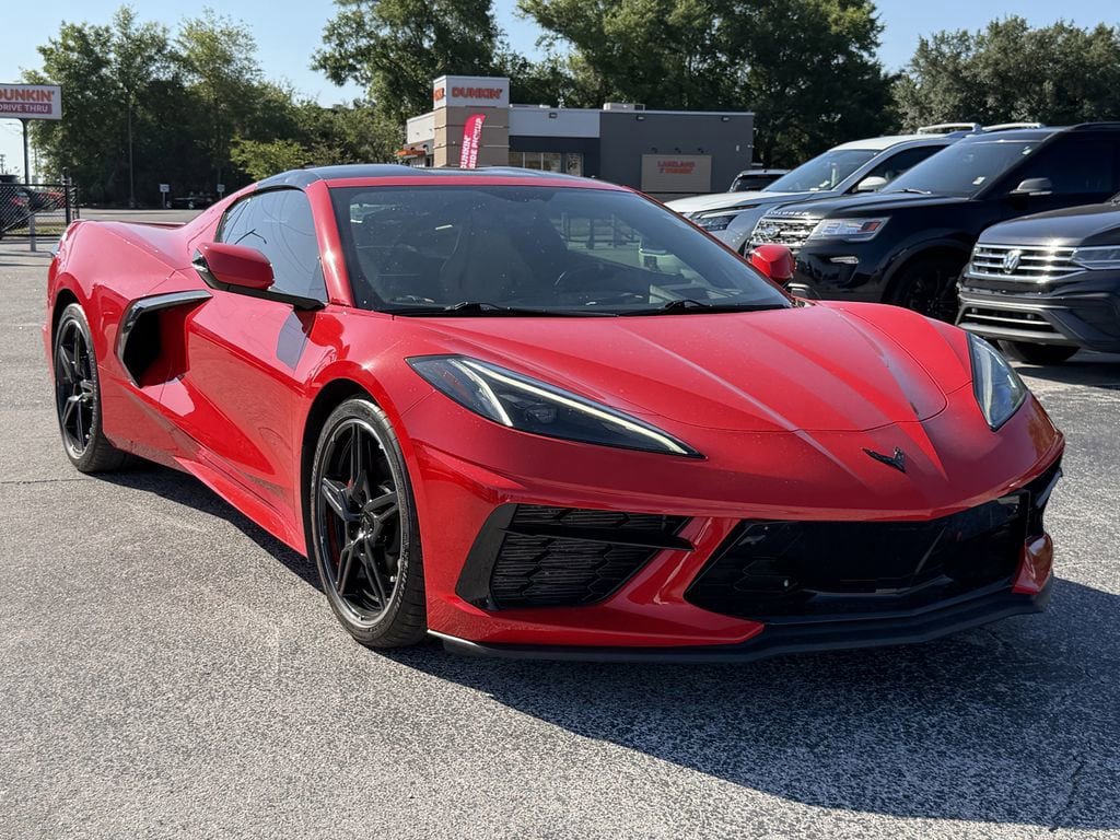 Used 2022 Chevrolet Corvette Stingray Preferred Cpe RWD image 2