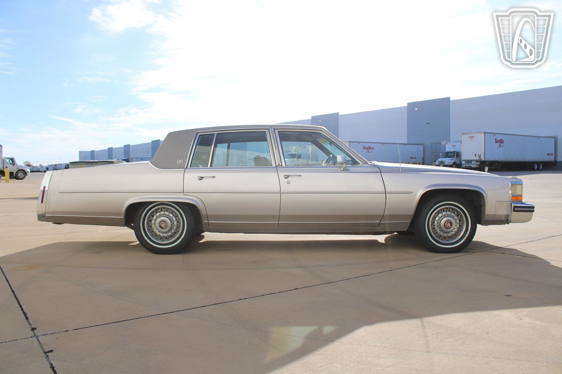 Used 1987 Cadillac Brougham image 19