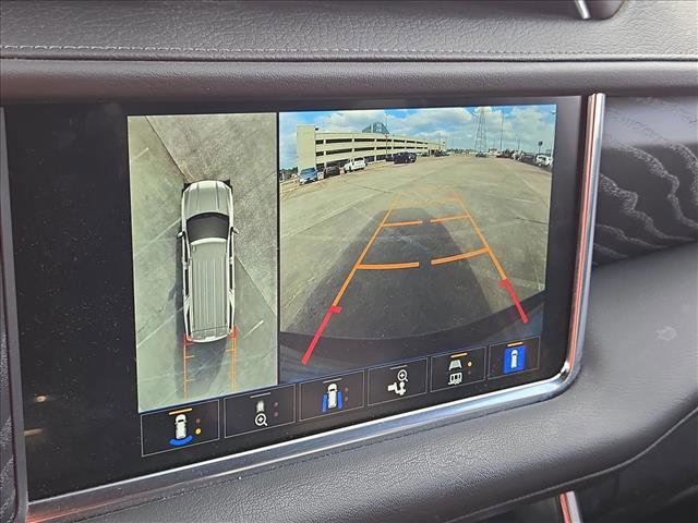 Used 2023 GMC Yukon XL Denali w/ Max Trailering Package image 12