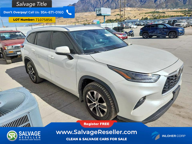 Used 2021 Toyota Highlander XLE AWD/4WD image 5