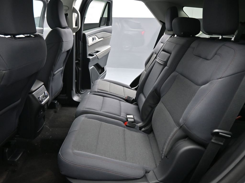 New 2025 Ford Explorer Active image 20