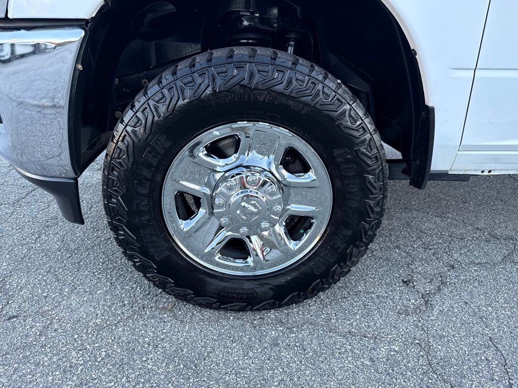 Used 2023 RAM 3500 Tradesman w/ Chrome Appearance Group image 37