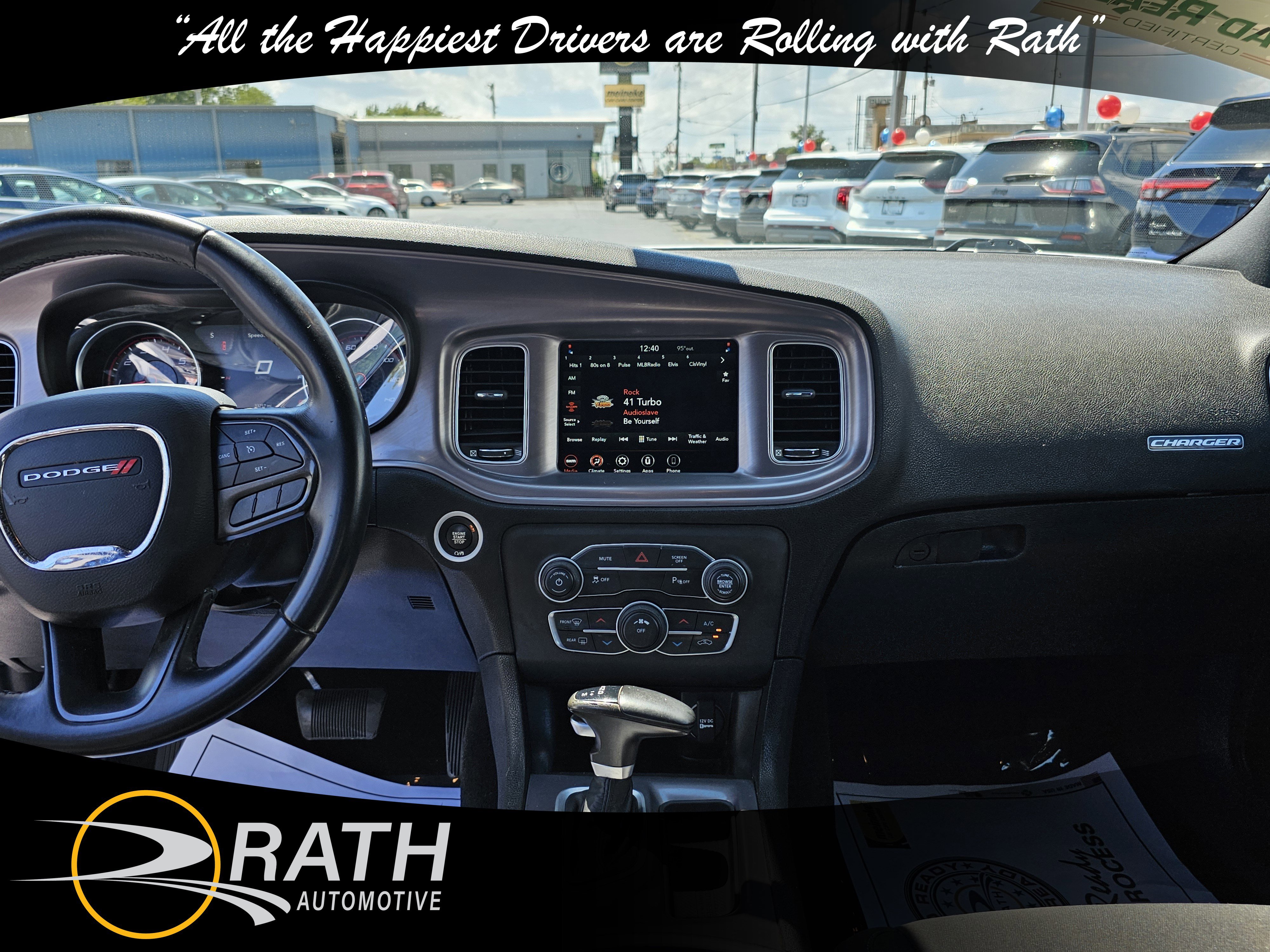 Used 2023 Dodge Charger SXT image 9