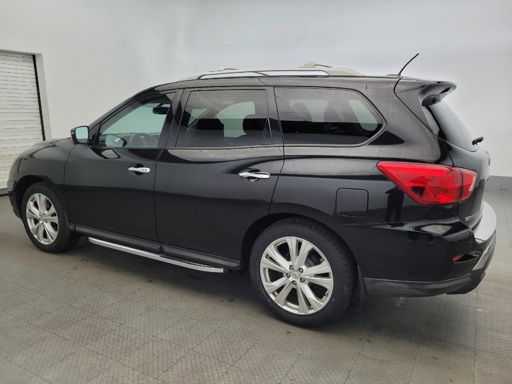 Used 2018 Nissan Pathfinder SL w/ SL Premium Package image 3