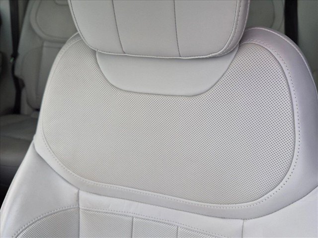 Used 2023 Land Rover Range Rover Sport SE AWD/4WD image 18