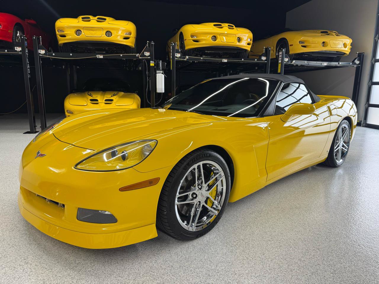 Used 2006 Chevrolet Corvette Convertible w/ Preferred Equipment Group image 24