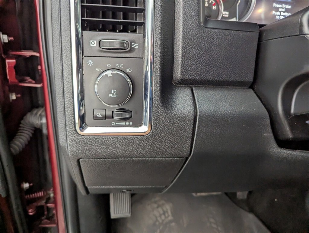 Used 2016 RAM 1500 Laramie w/ Convenience Group image 25