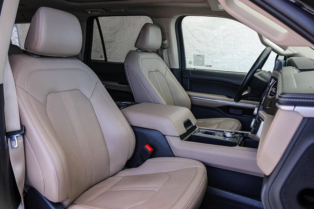 Used 2024 Ford Expedition Max Limited RWD image 17