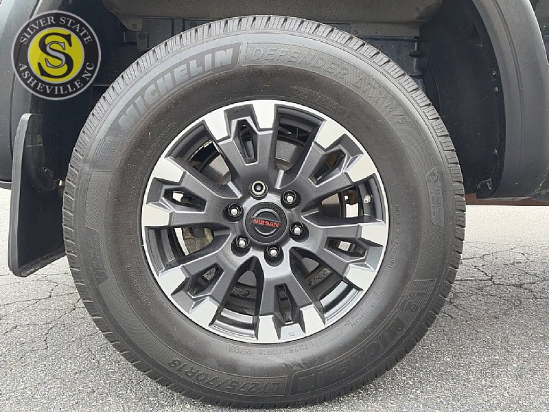 Used 2021 Nissan Titan PRO-4X AWD/4WD image 9