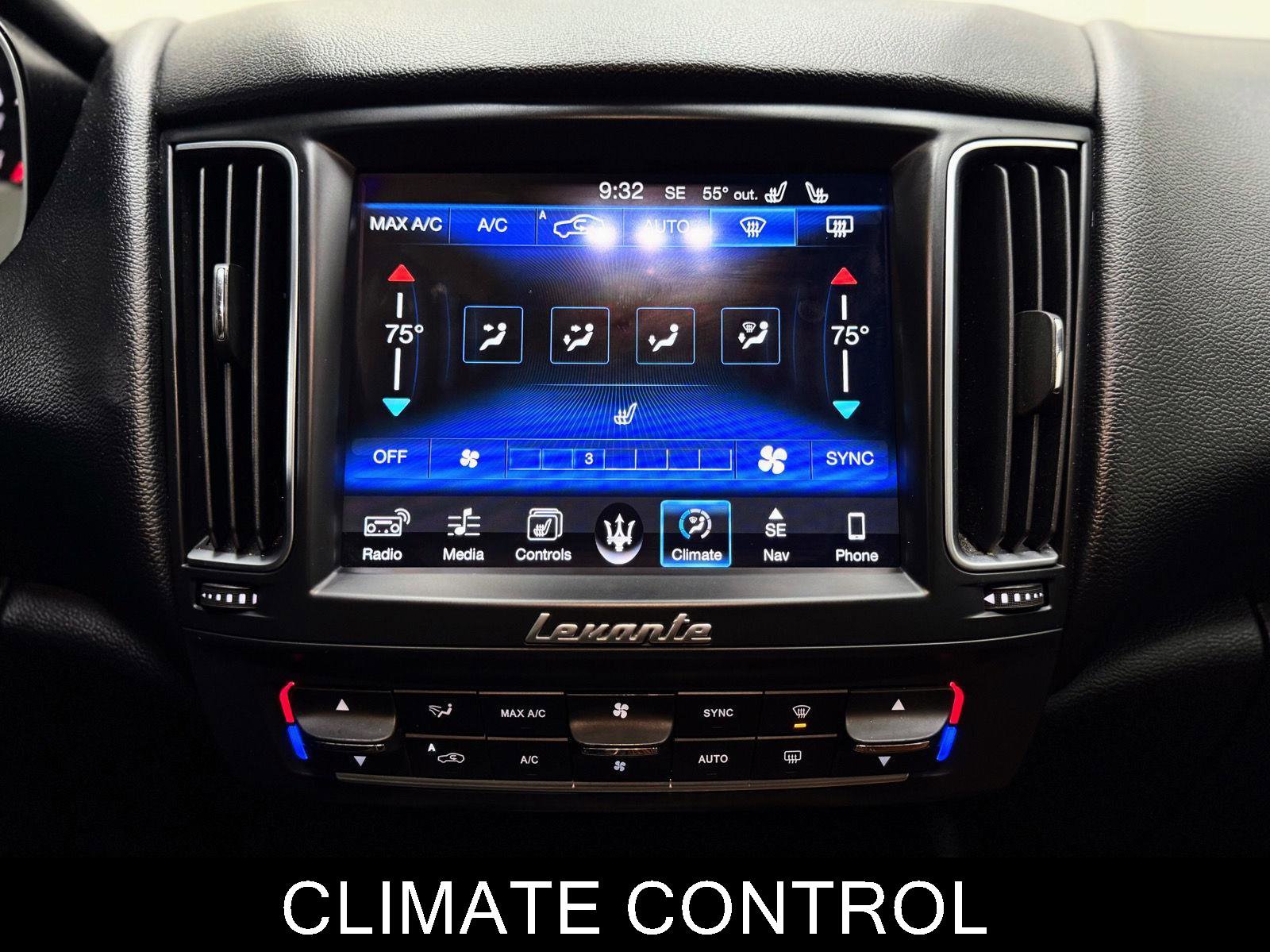 Used 2017 Maserati Levante image 23