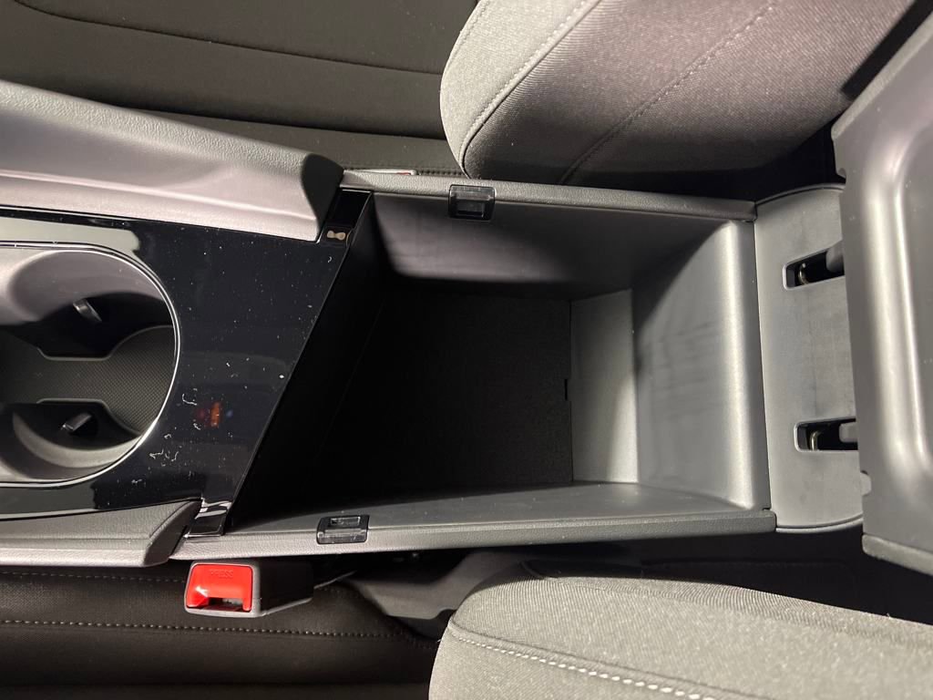 New 2025 Hyundai Elantra SEL image 25